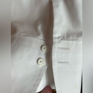 Women’s Travel smith FoxCroft no-iron button down shirt. White, 3/4 sleeve.